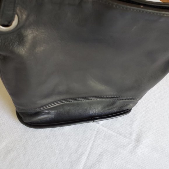 Vtg Black Coach Leather Bucket Shoulder Handbag Purse C8C-4241 - Picture 10 of 14